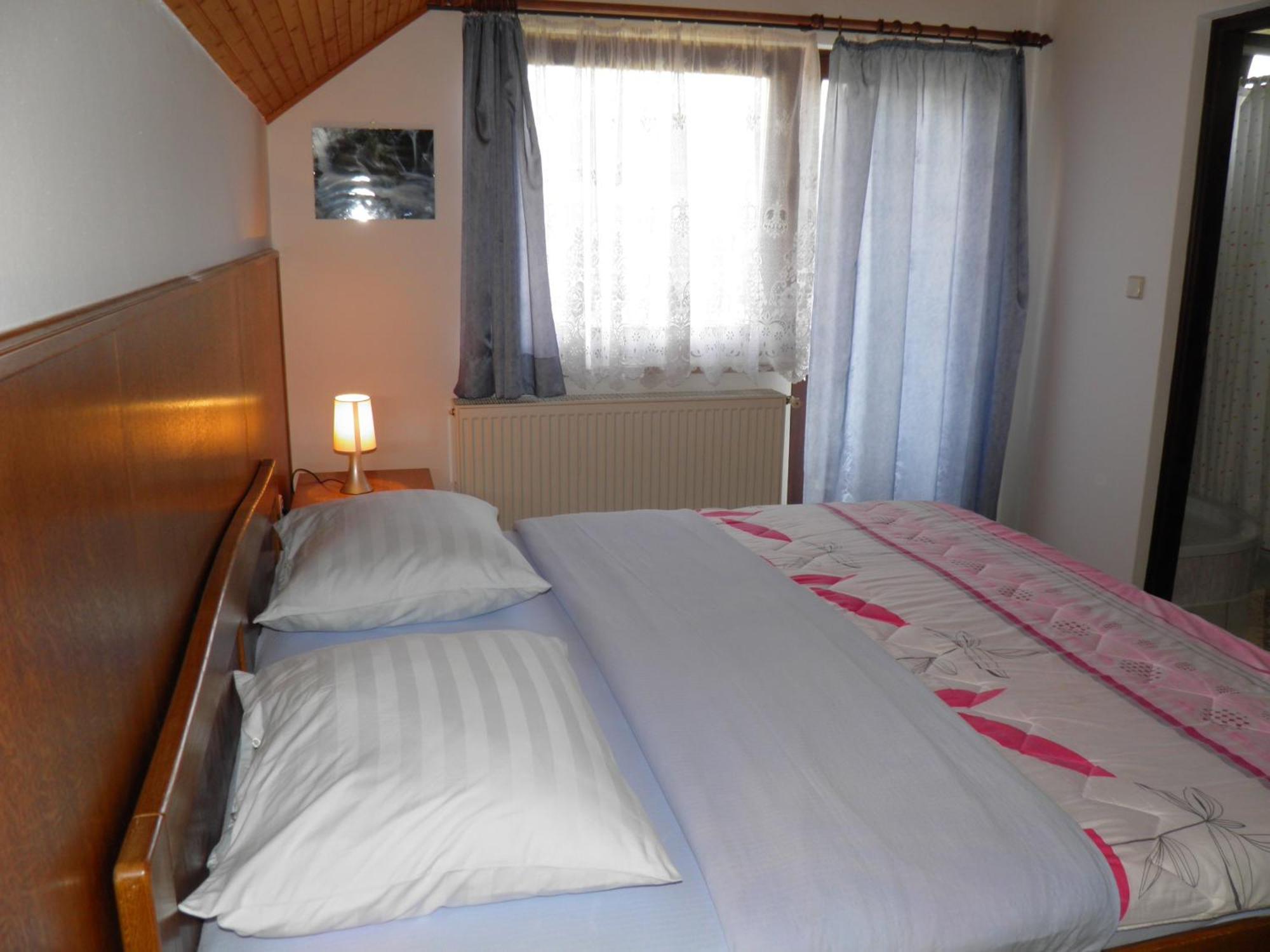 ホテル House Janja Plitvice セリステ・ドゥレズニツコ 部屋 写真